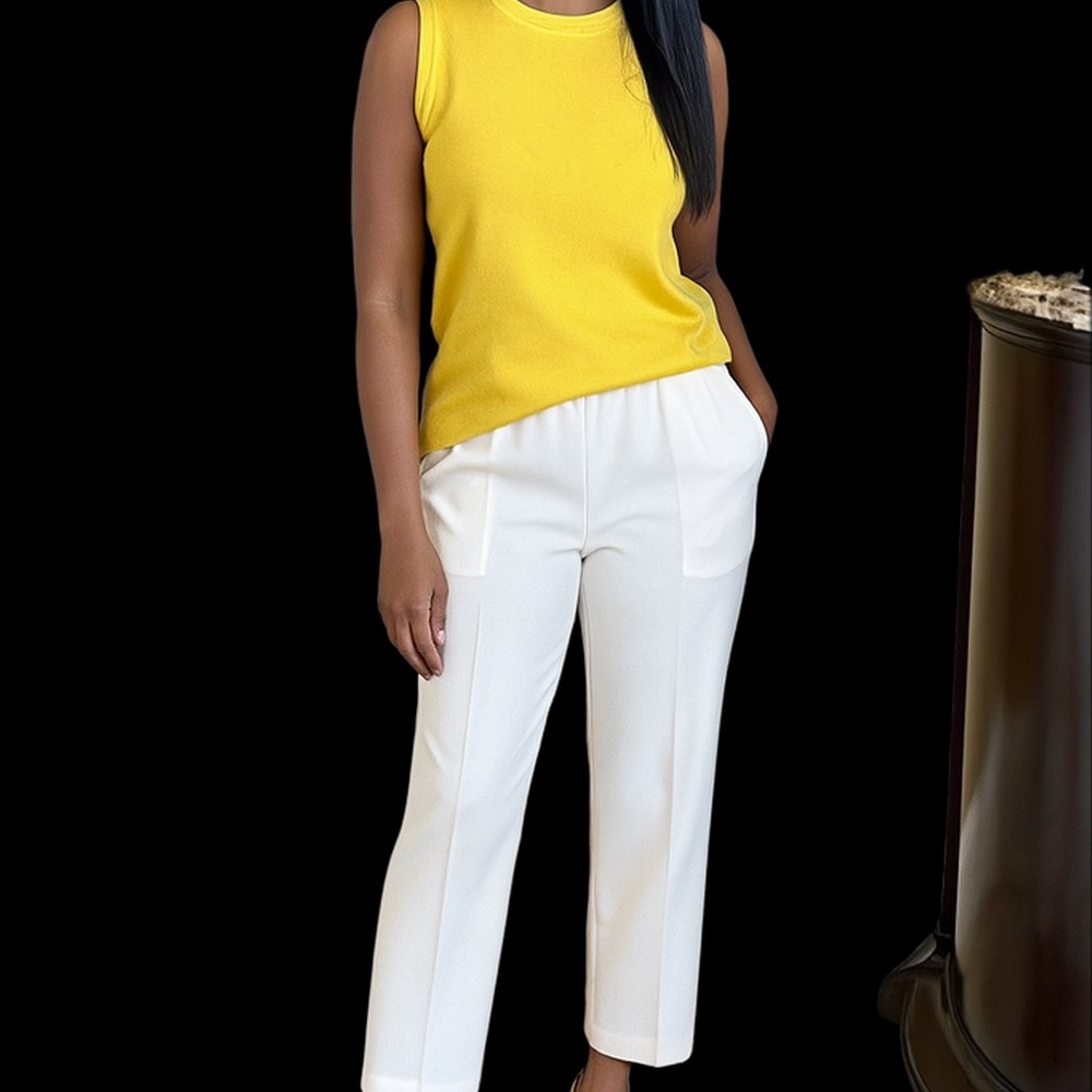 🆕🏷️ St. John Ecru Straight Leg Pants in White